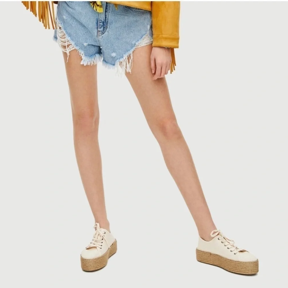 Pull & Bear women fashion platform sneakers size 6.5